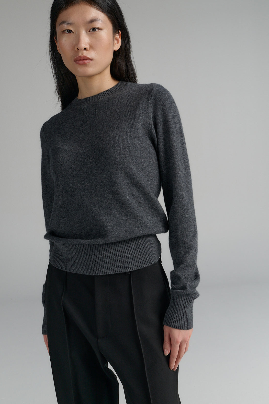 Rhea merino/cashmere crew neck grey melange