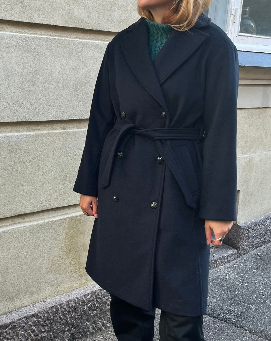 Amber coat navy