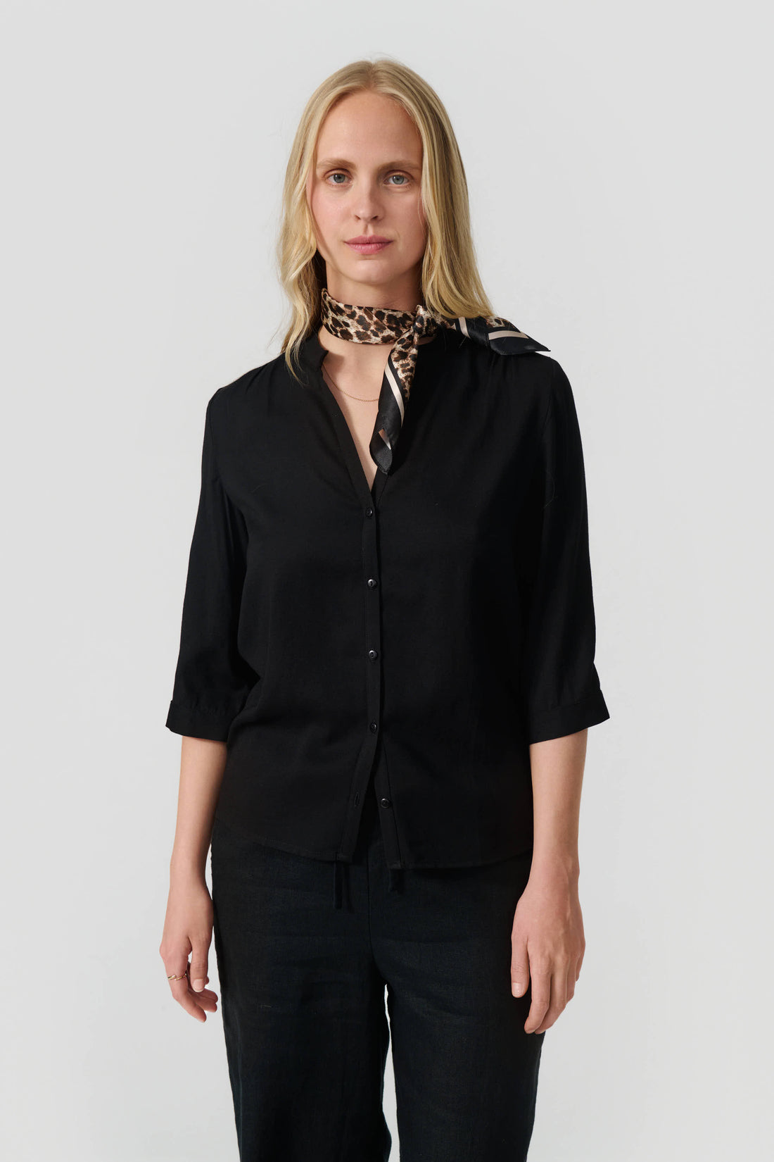 Caroline shirt black