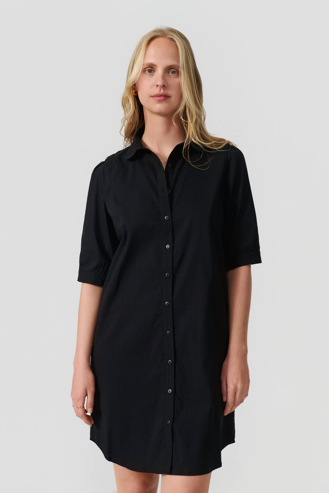 Rosa dress black stripe