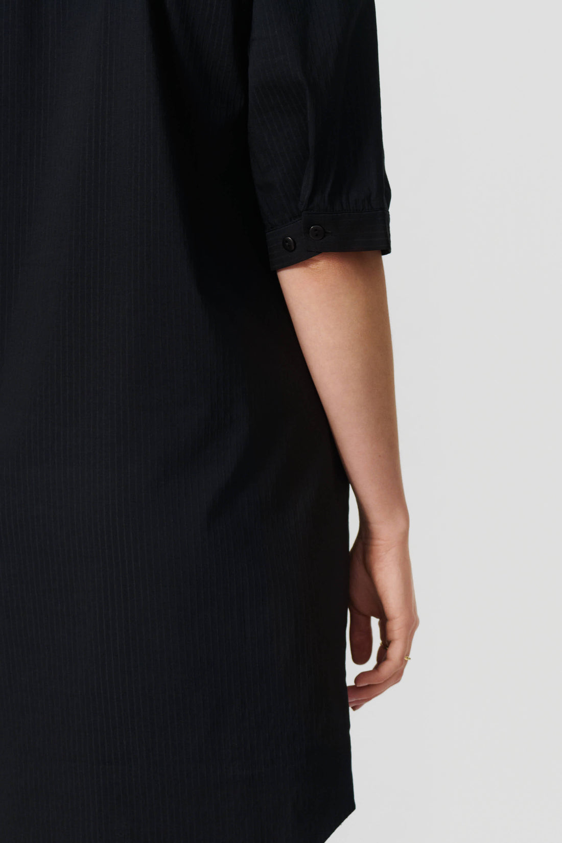 Rosa dress black stripe