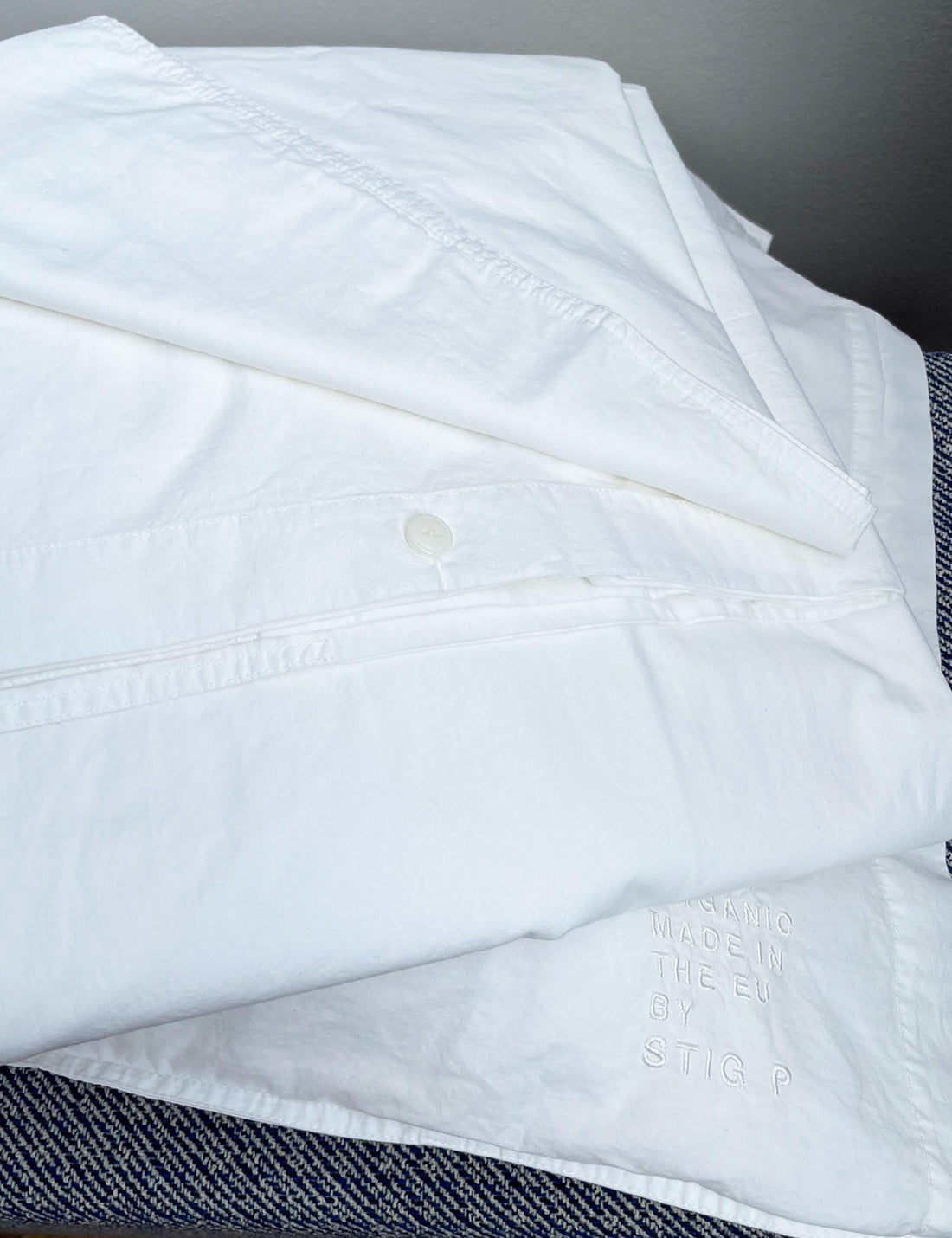 Duvet and pillow set white