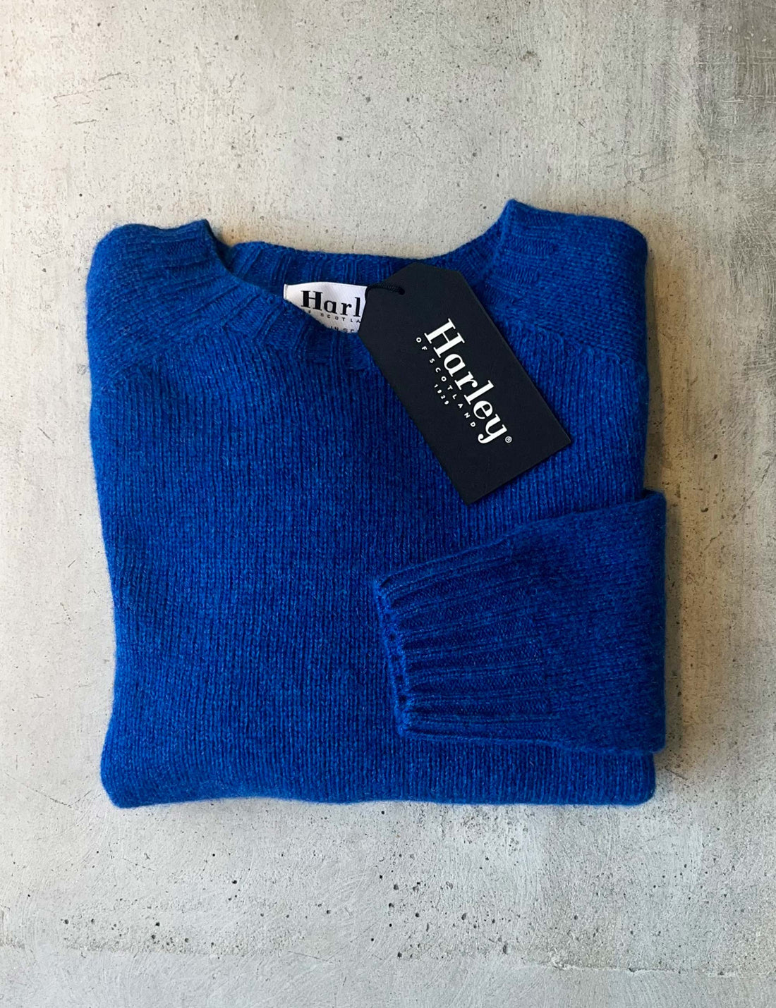 Lambswool crew-neck sapphire