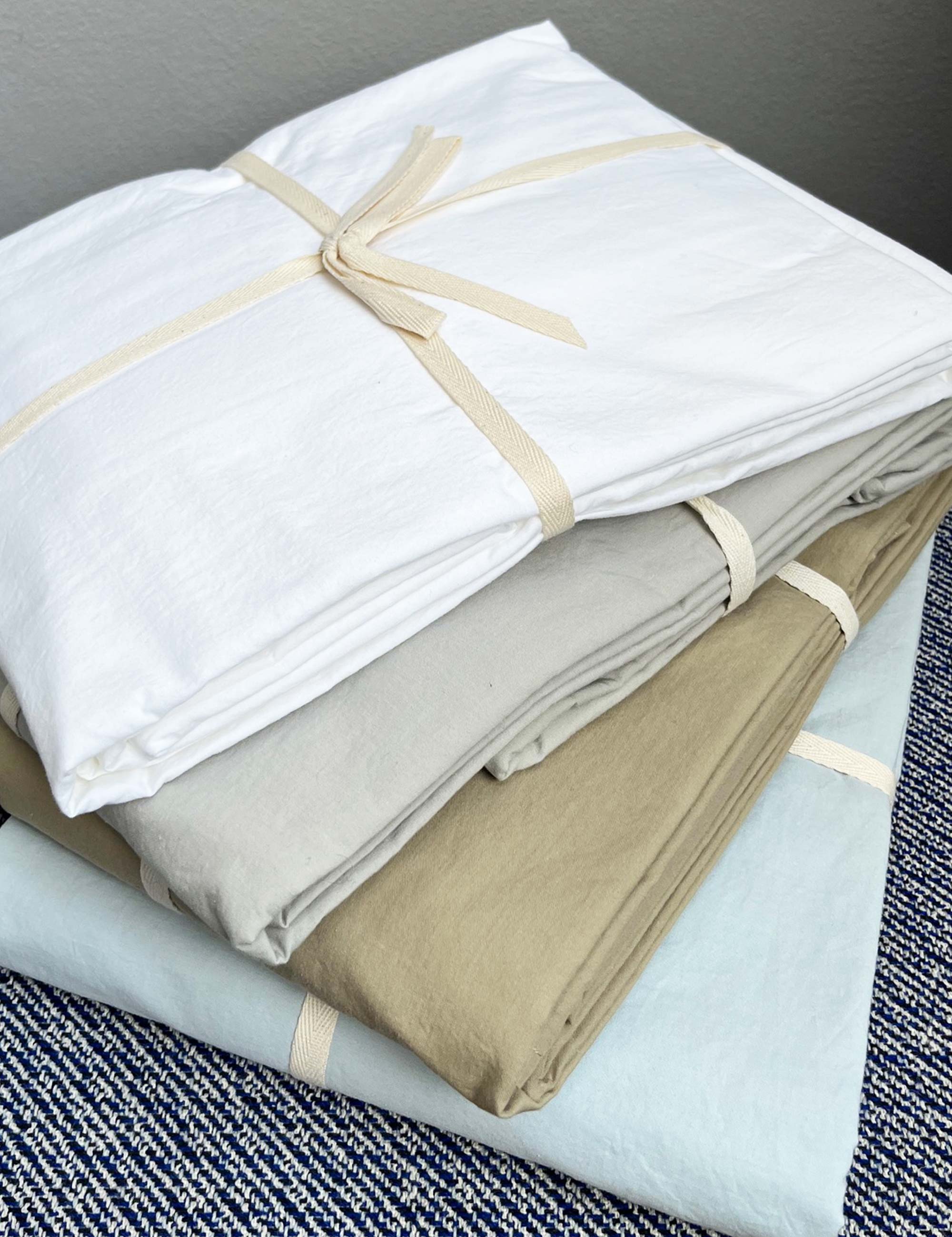 Flat sheet light blue Stig P