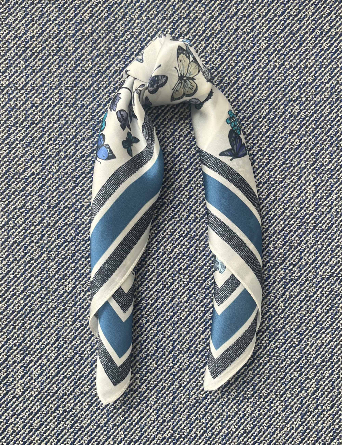 Silk scarf off white/blue/grey butterflies and flowers