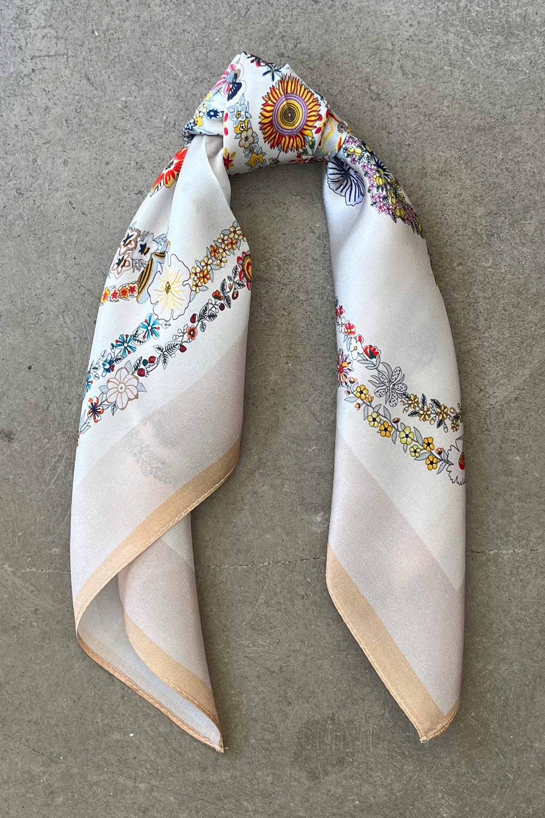 Silk scarf off white/small multi flowers