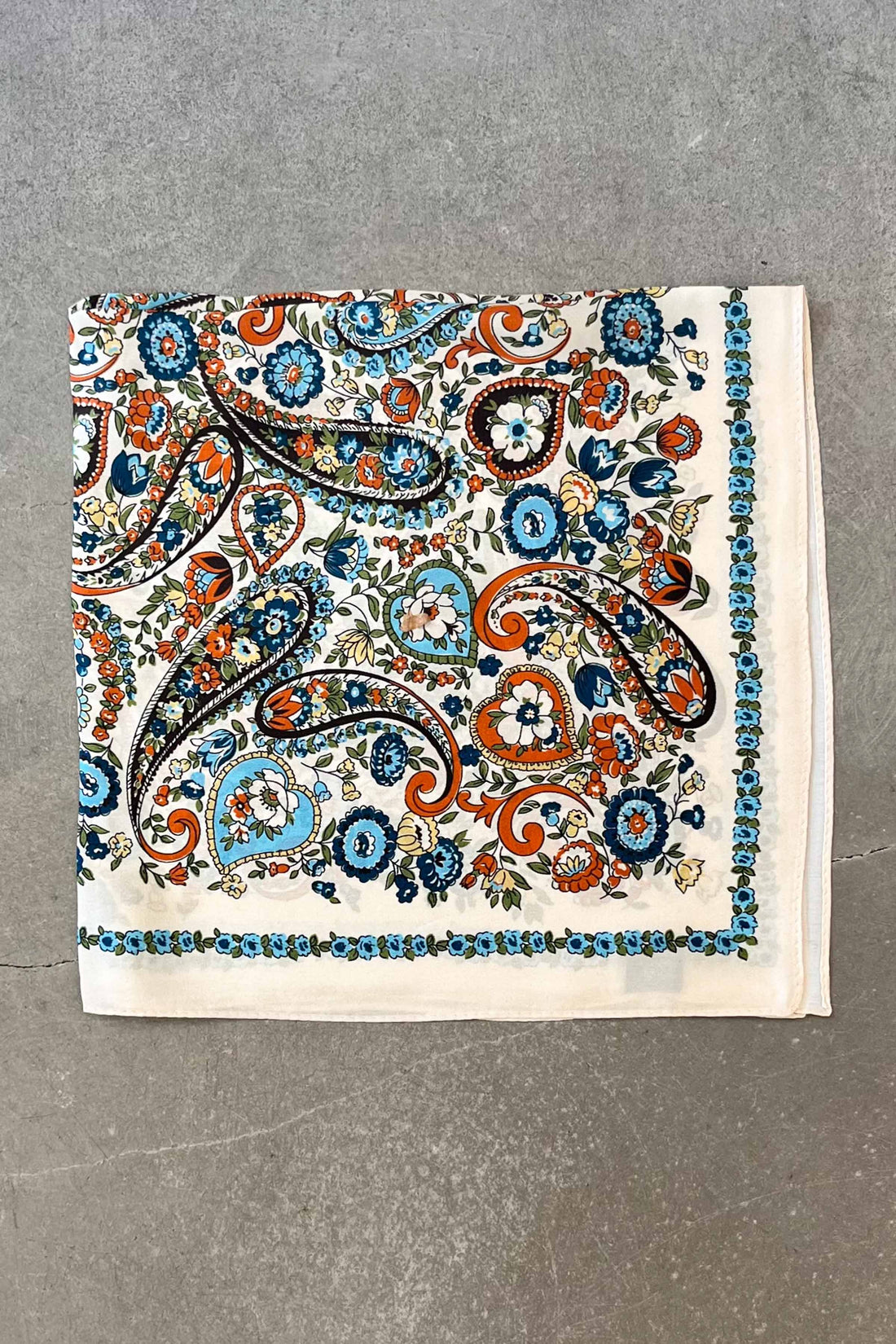 Silk scarf vanilla/blue/orange paisley