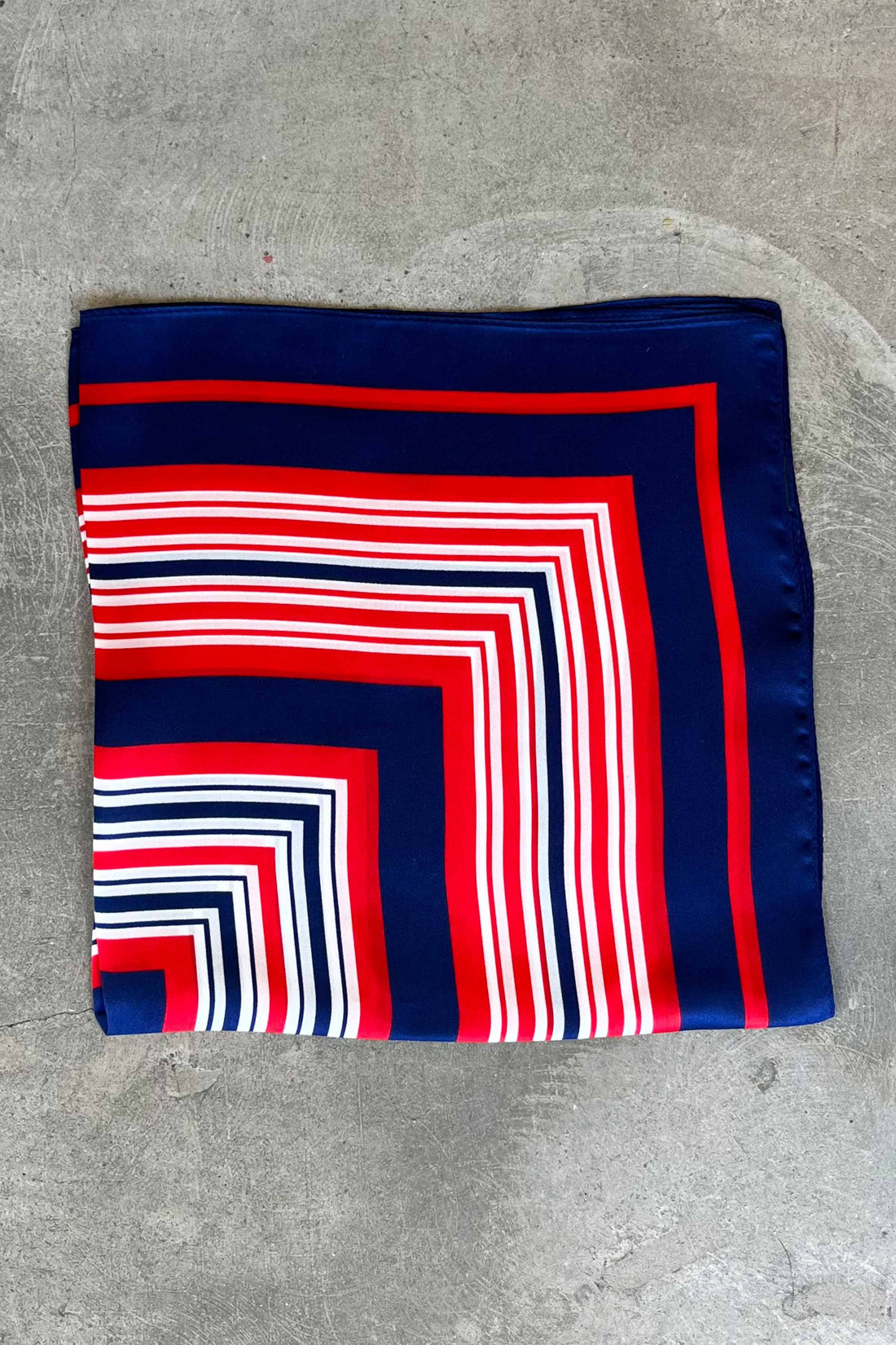 Silk scarf navy/red/off-white graphic
