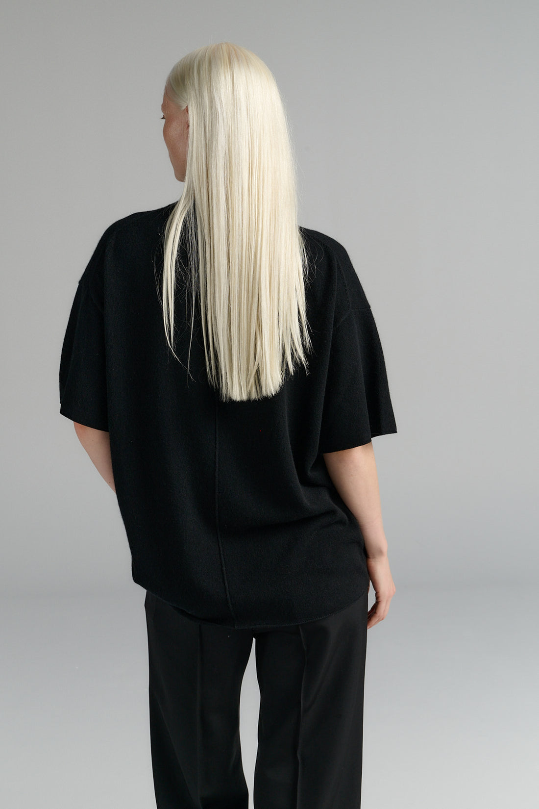 Rhea merino/cashmere knit t-shirt black