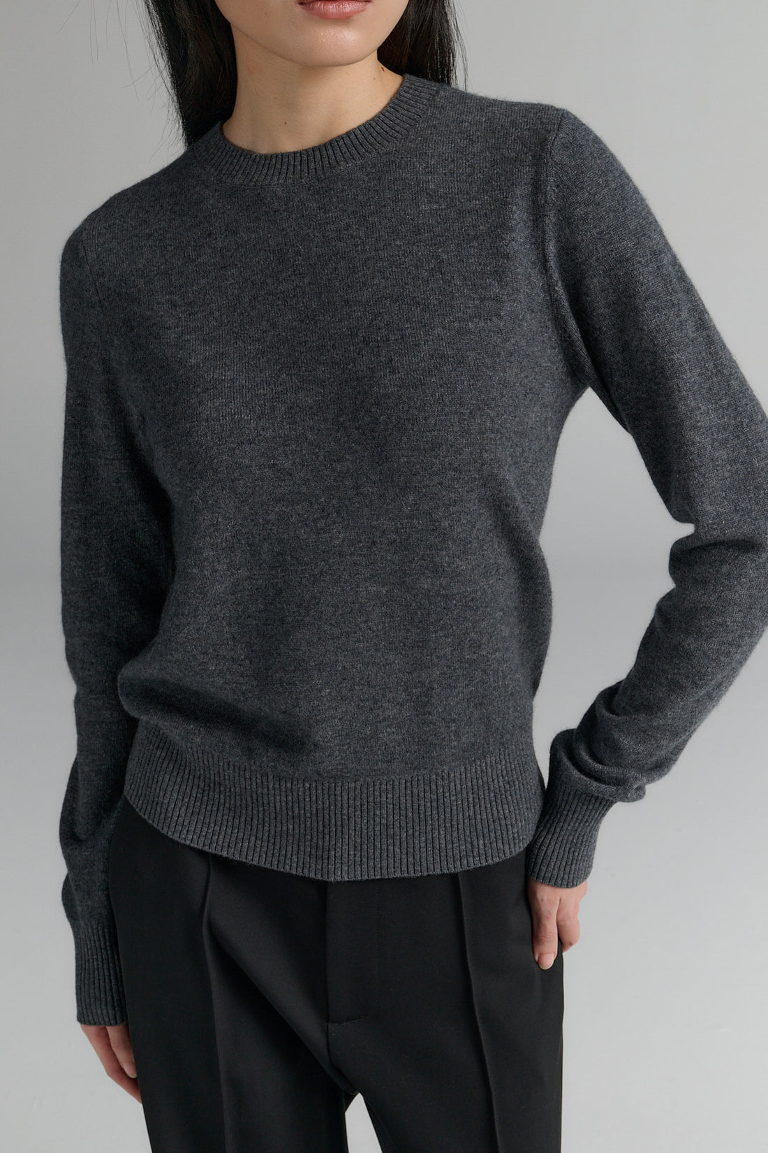Rhea merino/cashmere crew neck grey melange