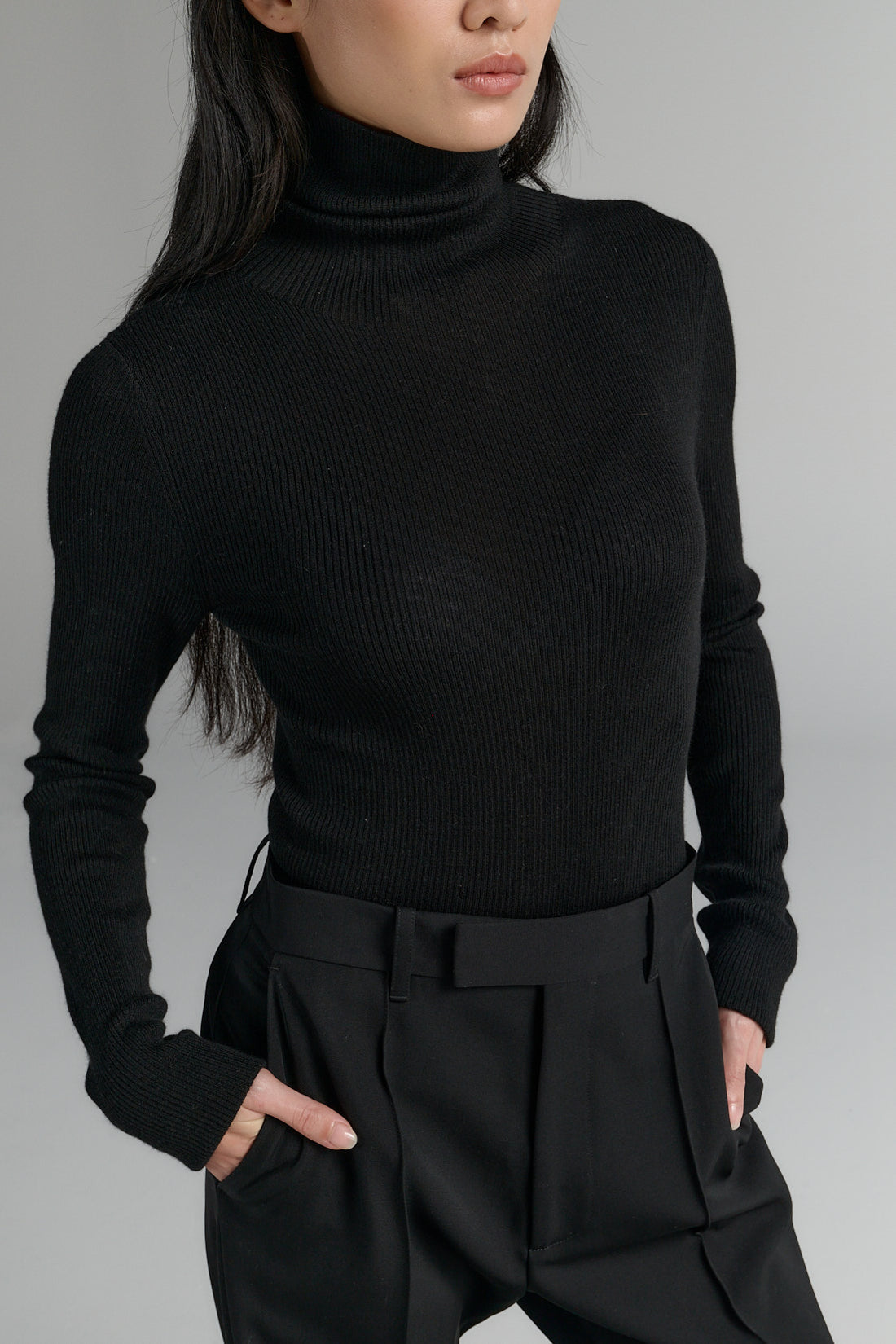 Rhea ribbed turtle neck black