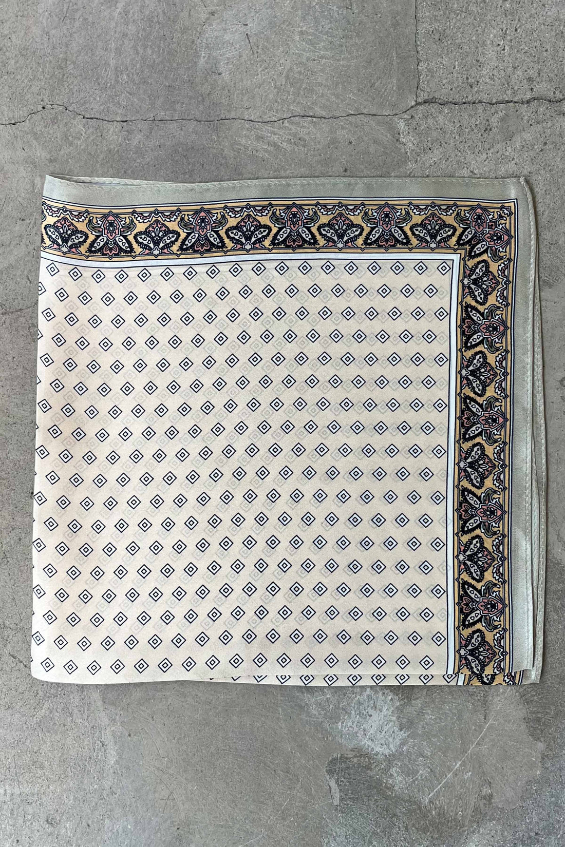 Silk scarf light beige/off-white diamonds/rococo/sage green