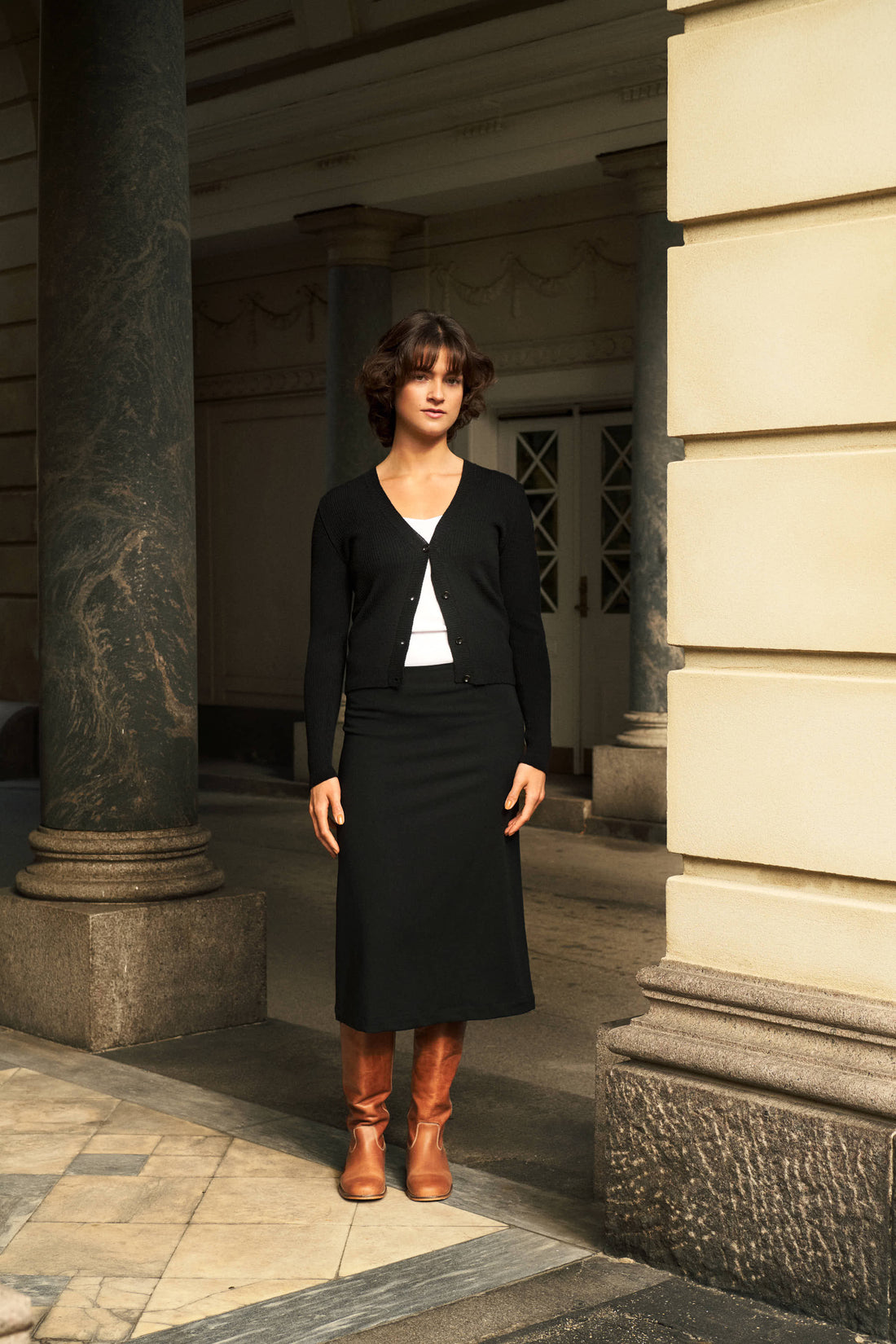 Nathalie merino cardigan black