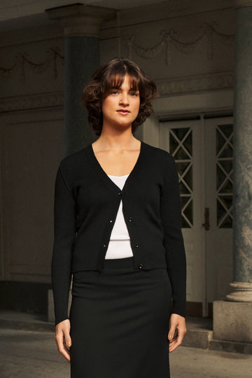 Nathalie merino cardigan black