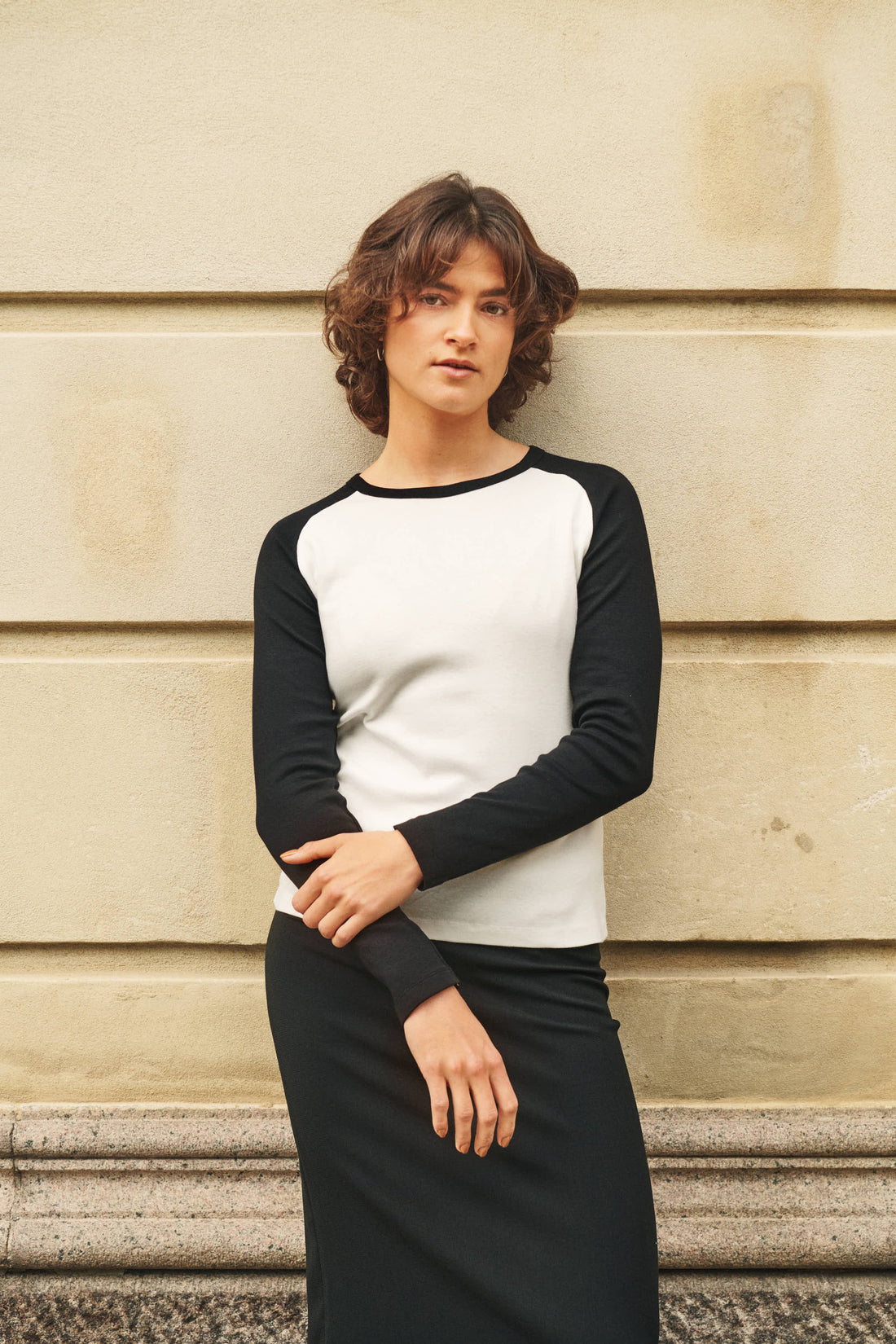 Mila basket tee off white/black