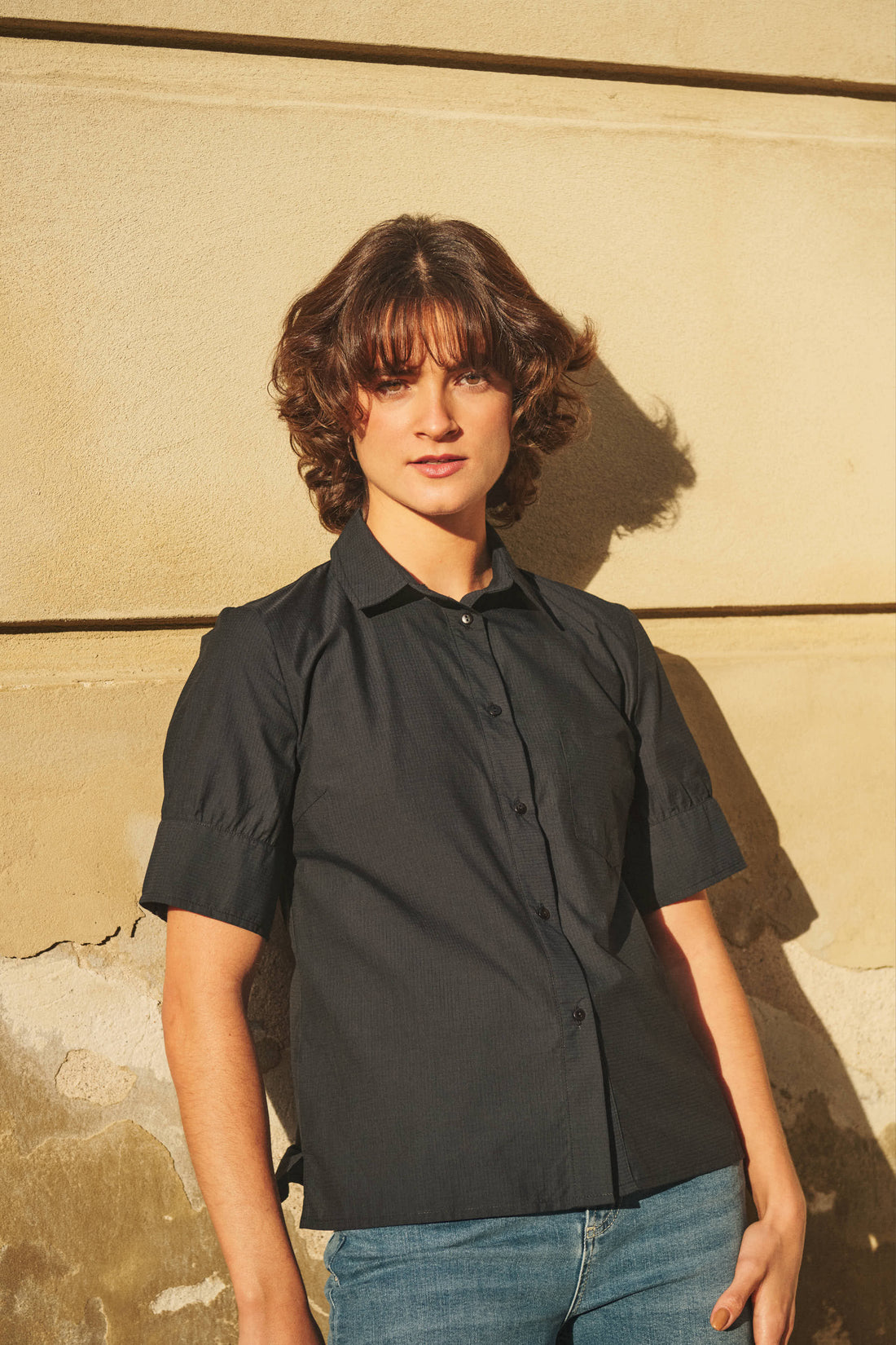 Laura short sleeve shirt black check