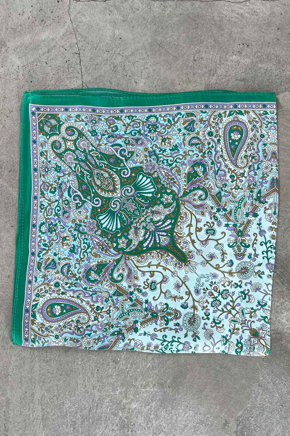 Silk scarf green/mint/purple paisley