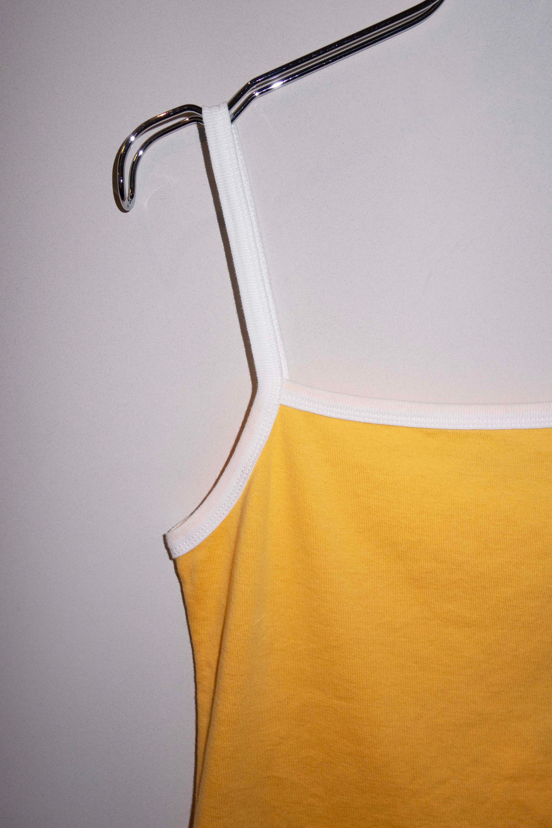 Aya top warm yellow/off-white