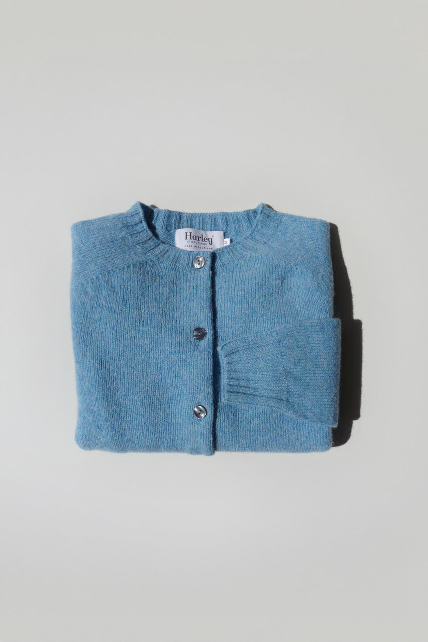 Lambswool crew-neck cardigan loch blue