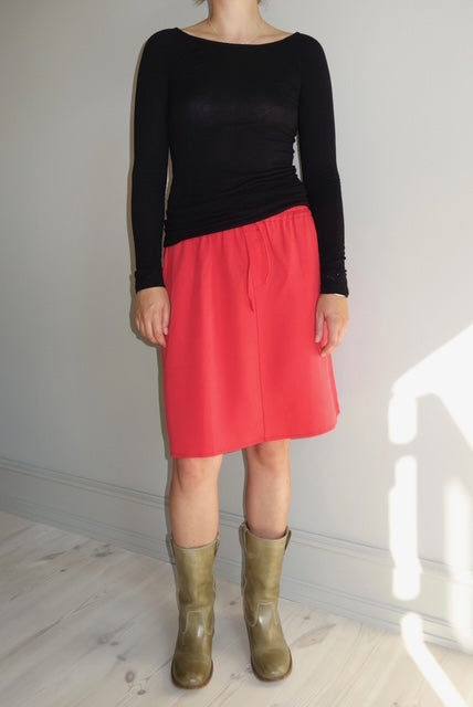 Thea skirt red