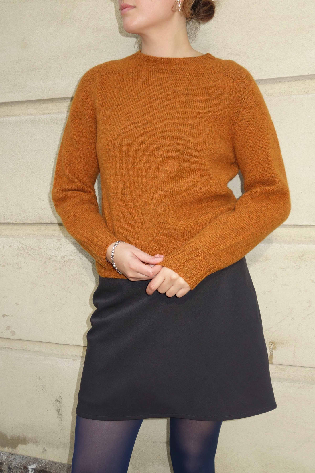 Lambswool crew-neck amber