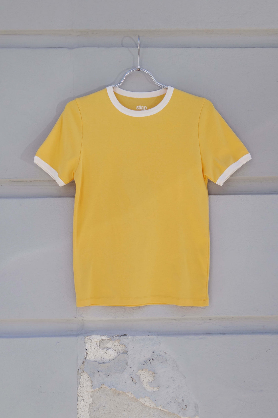 Stella t-shirt warm yellow/off-white