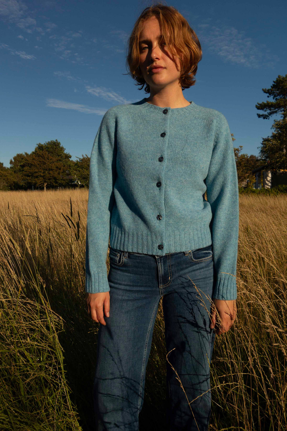 Lambswool crew-neck cardigan loch blue