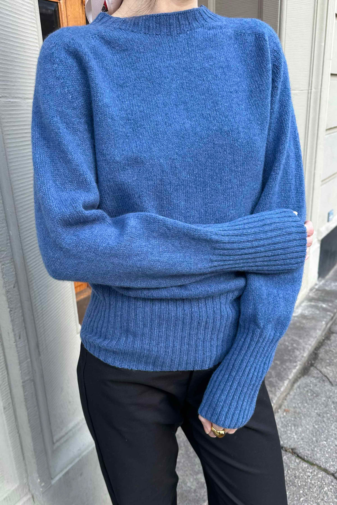 Superfine lambswool crew neck denim blue
