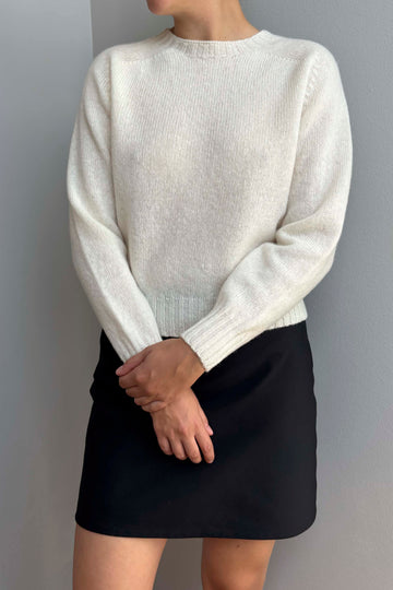 Lambswool crew-neck snow white