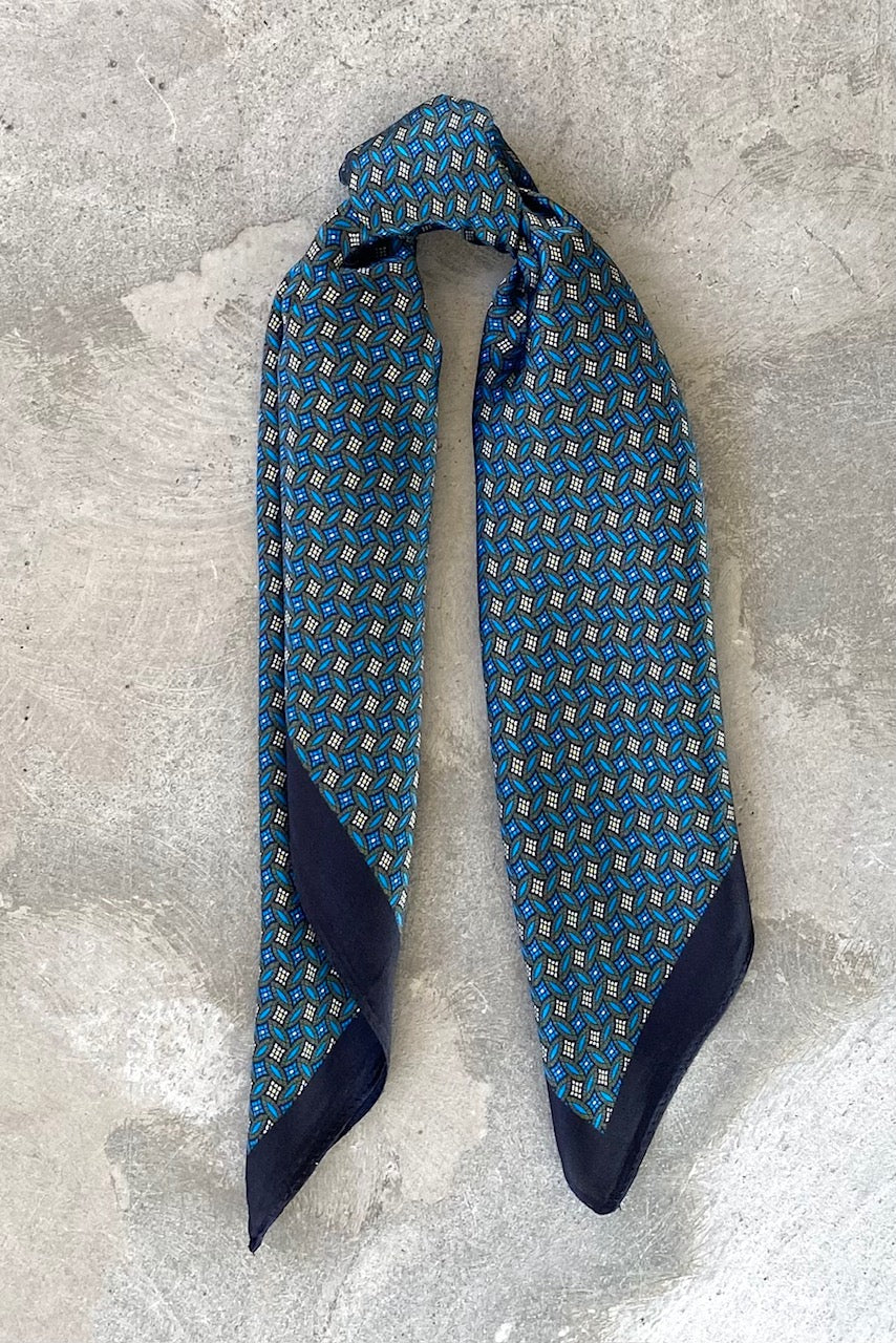 Silk scarf turquoise/black graphic