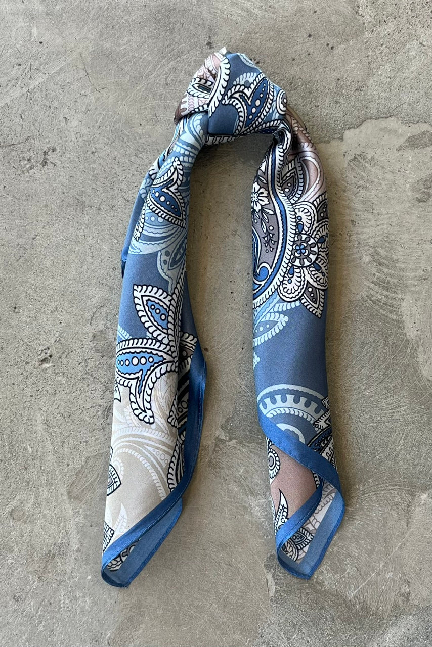 Silk scarf blue/beige paisley