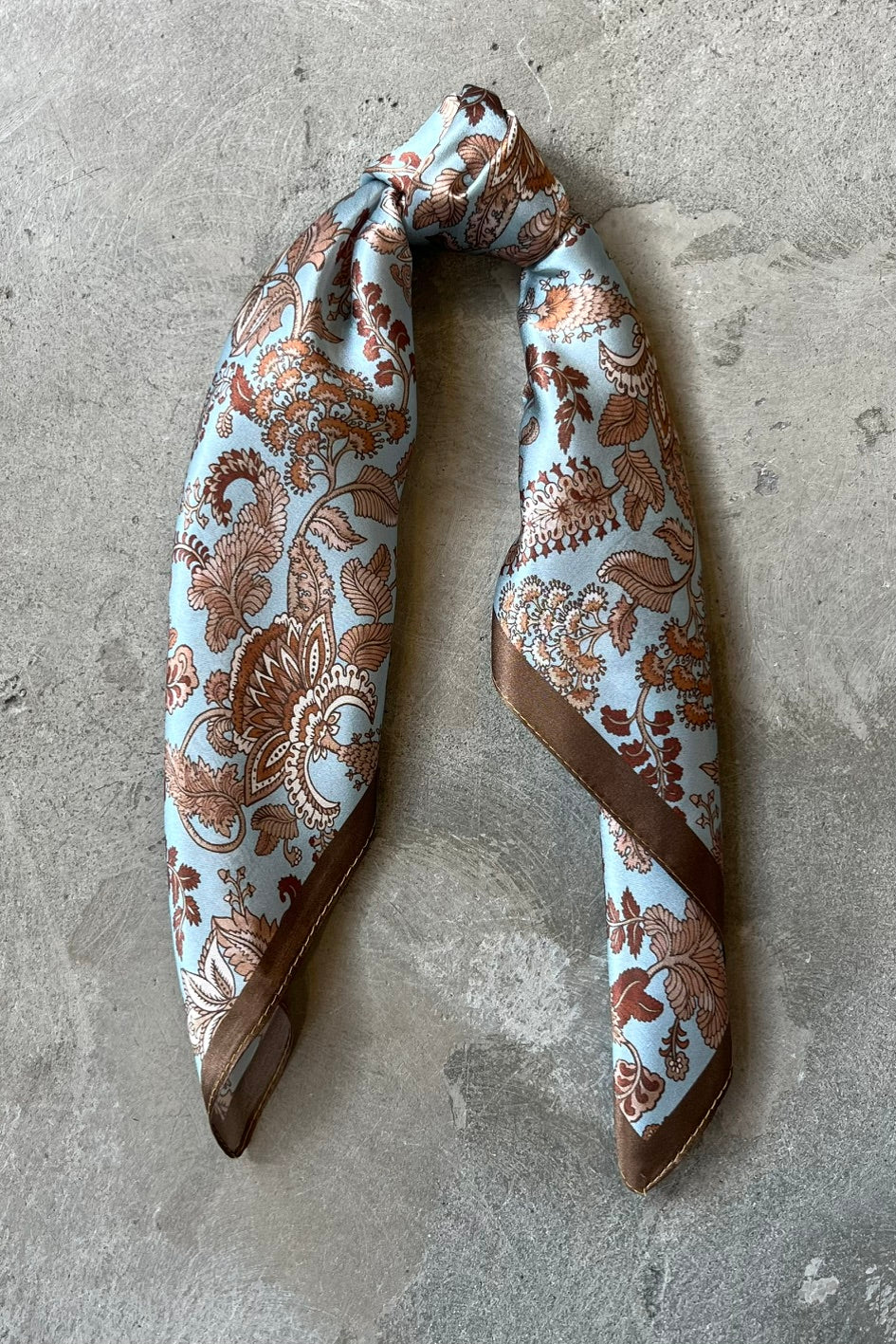 Silk scarf light blue/brown flower