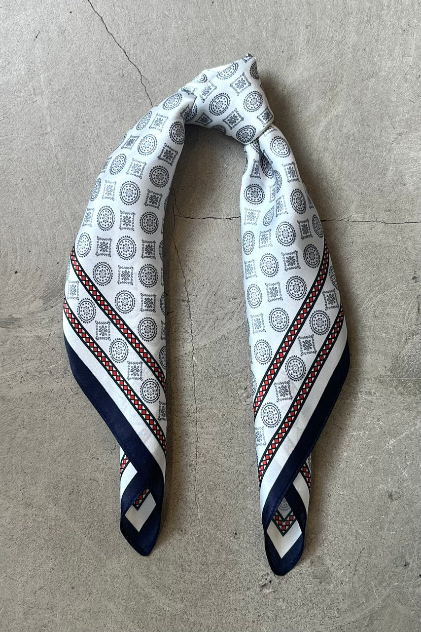 Silk scarf off-white/grey/red graphic