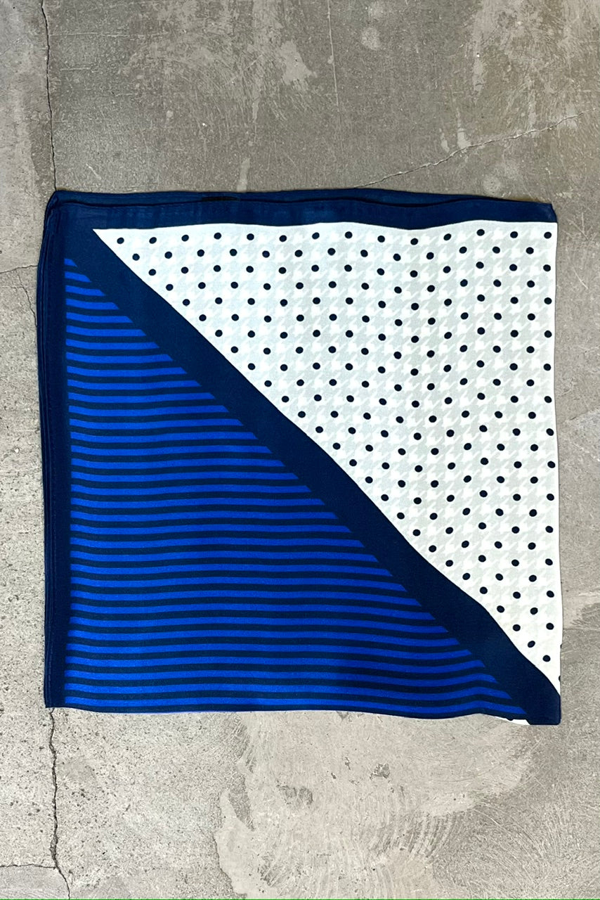 Silk scarf off-white/navy dots/blue graphic