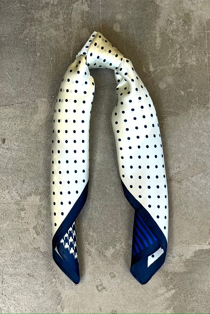 Silk scarf off-white/navy dots/blue graphic