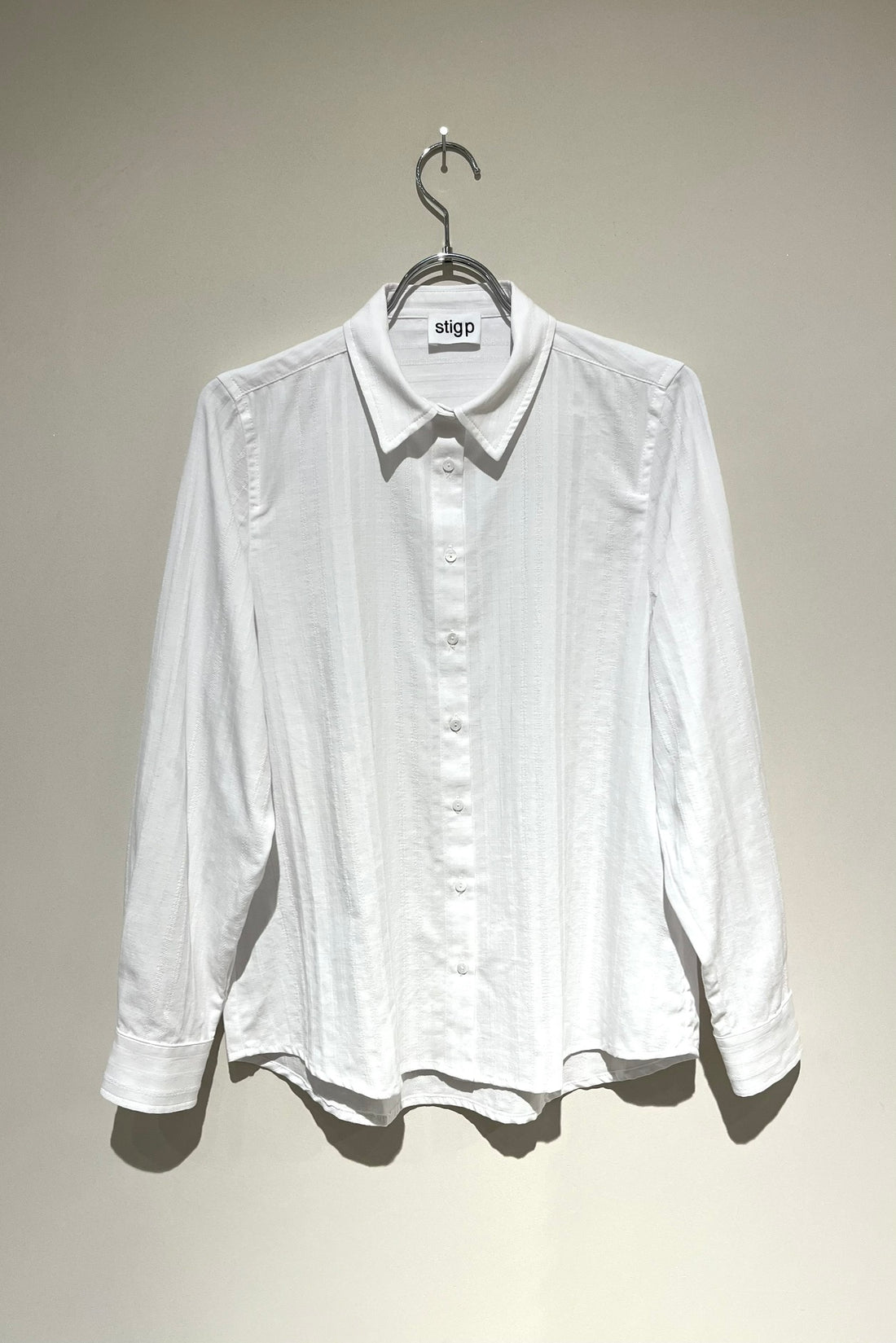 Lea shirt white stripe 1