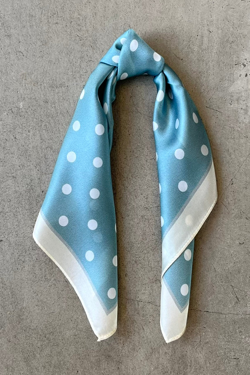 Silk scarf light blue/cream dots