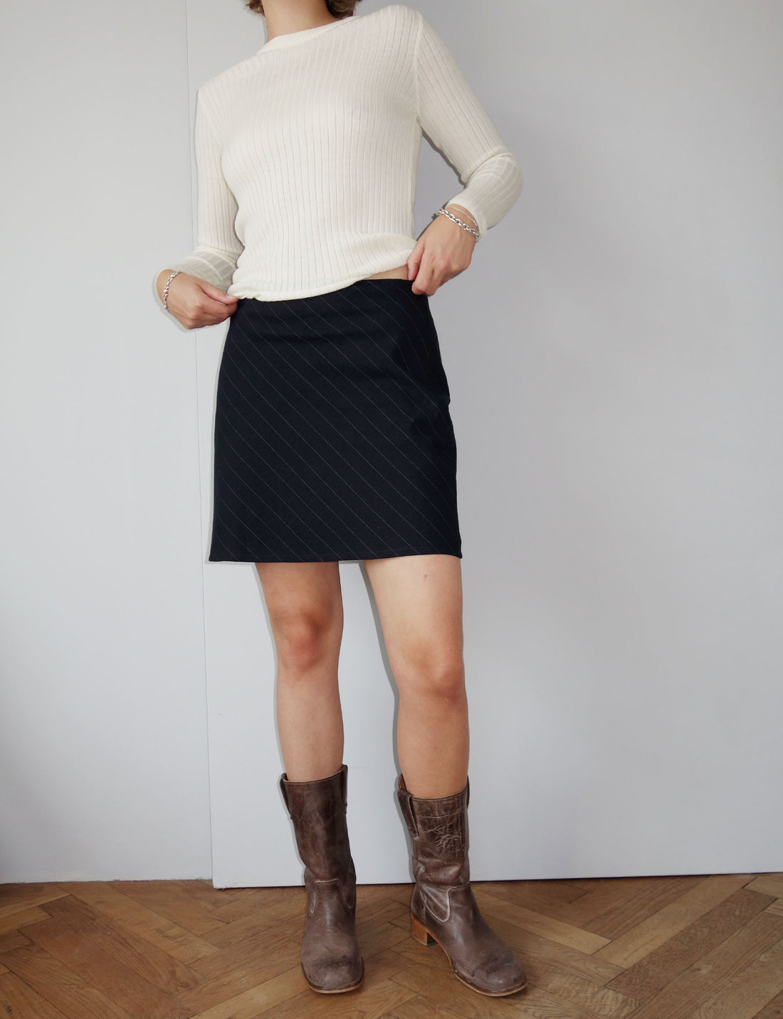 Julia merino knit off white