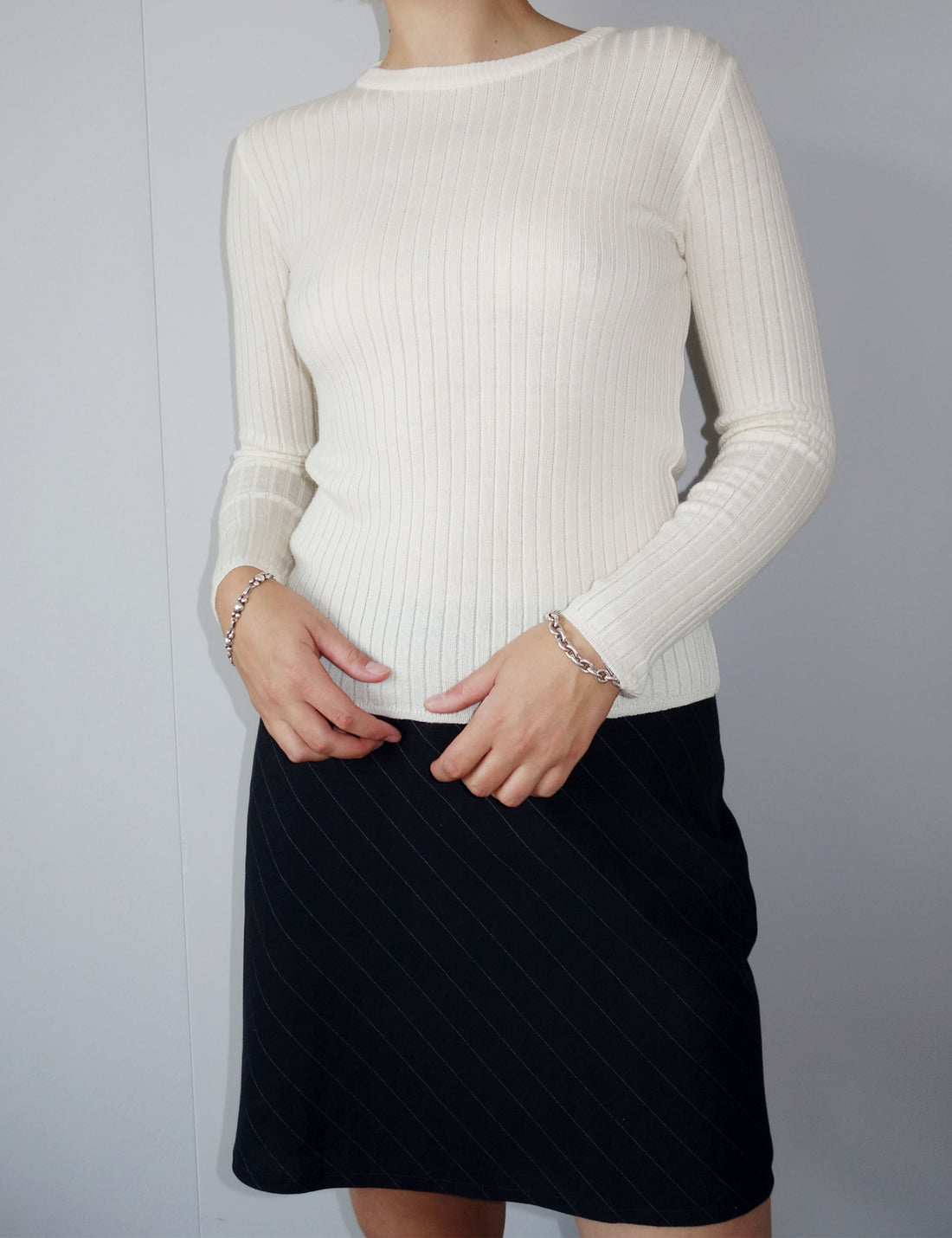 Julia merino knit off white