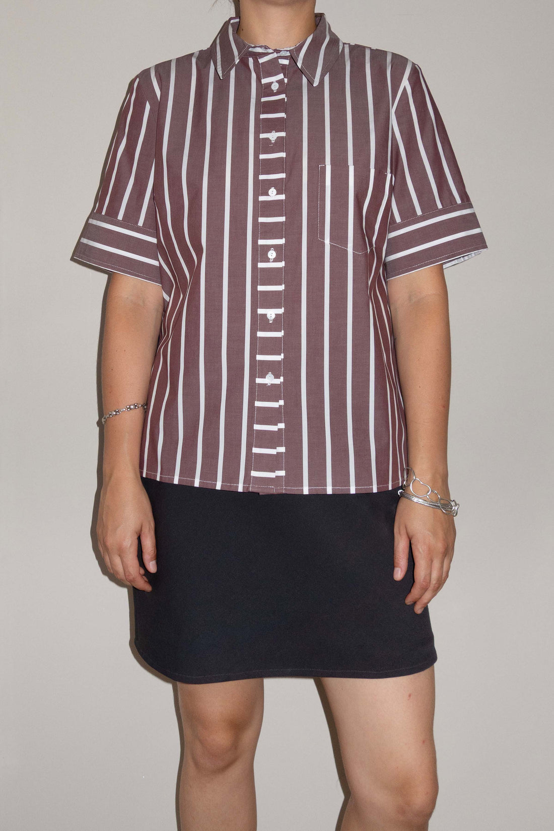 Laura short sleeve shirt brown/white stripe