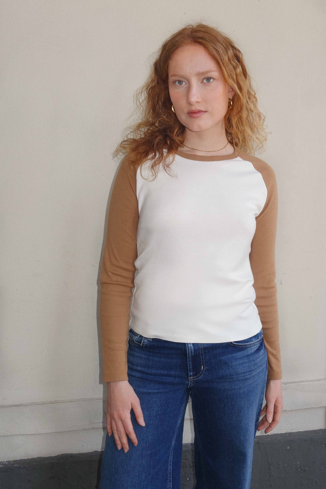 Mila basket tee off white/cappuccino