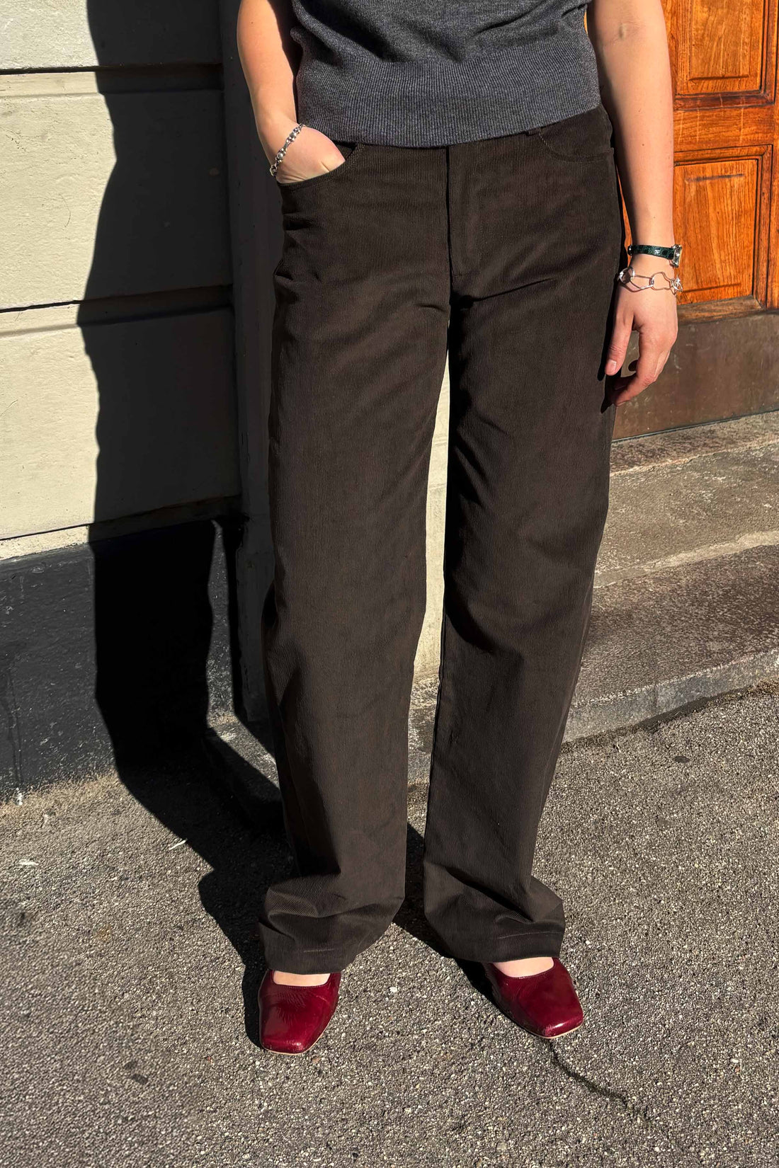 Phoebe trousers dark brown corduroy