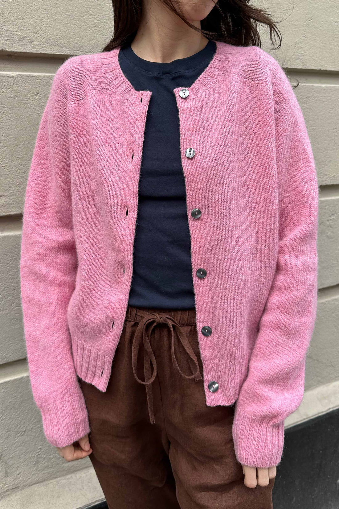 Lambswool crew-neck cardigan light pink