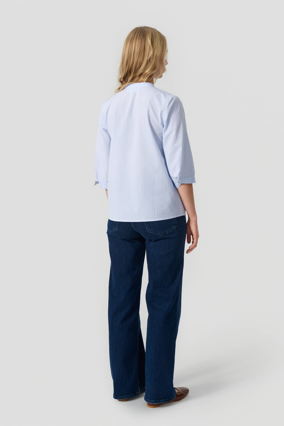 Caroline shirt light blue stripe