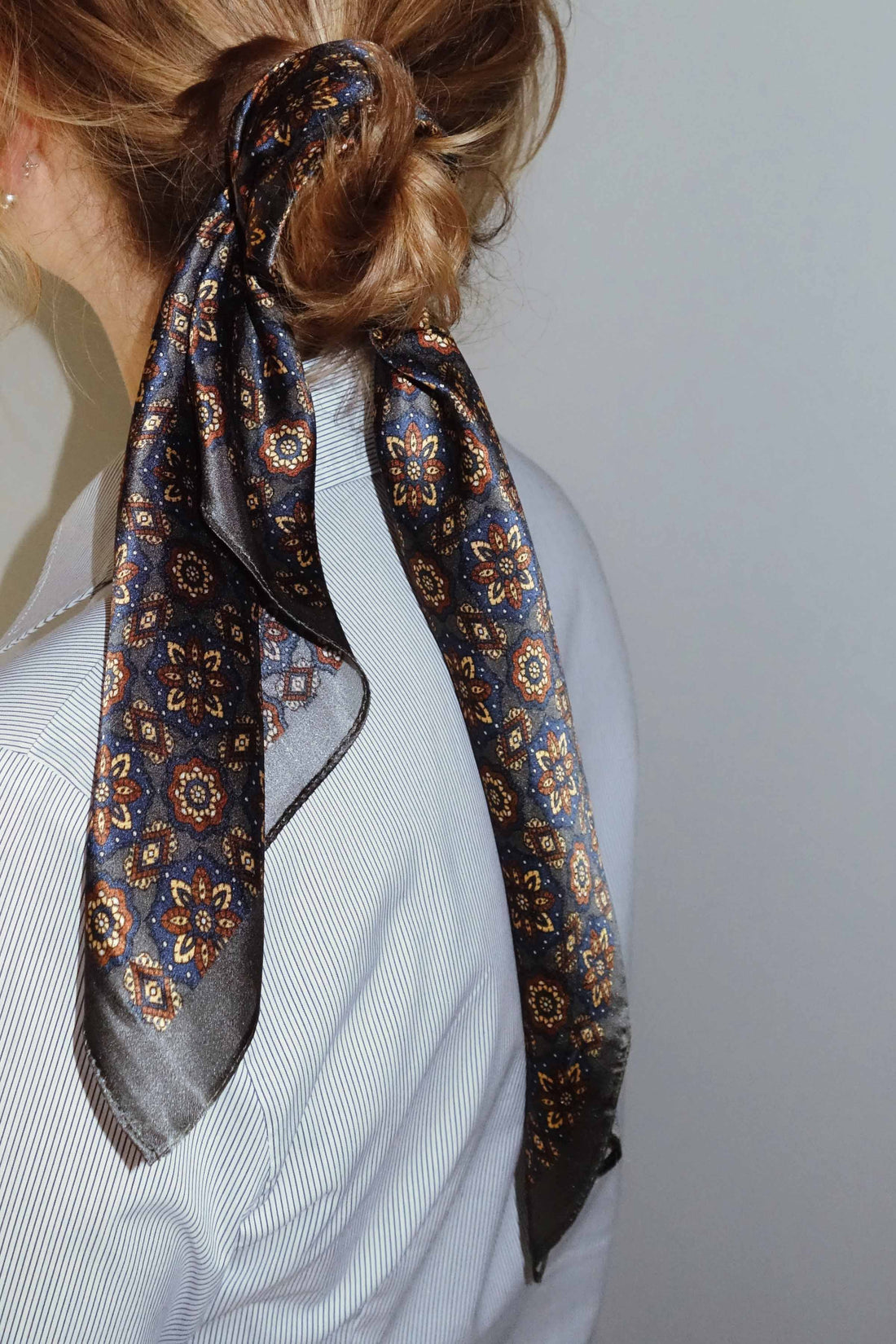 Silk scarf army/navy/yellow graphic flower