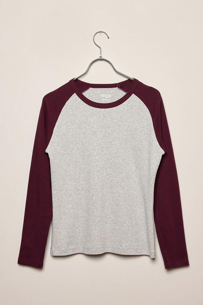 Mila baseball tee aubergine/light grey melange