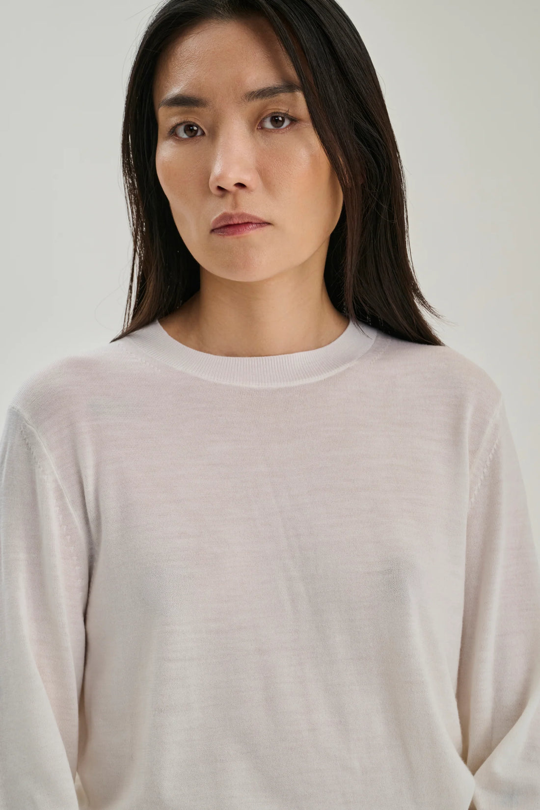 Merino crew-neck sweater off-white