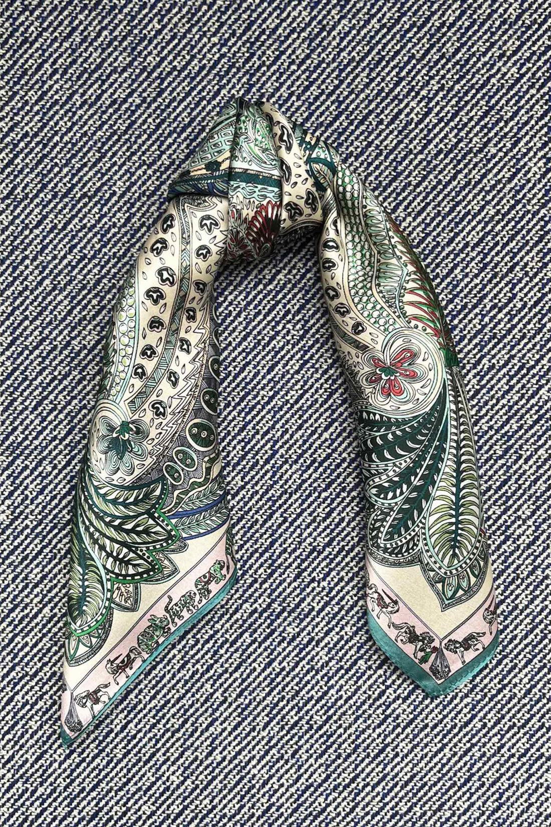 Silk scarf green/blue paisley
