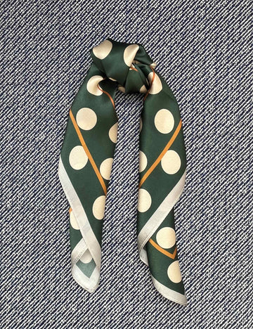 Silk scarf green/cream dots