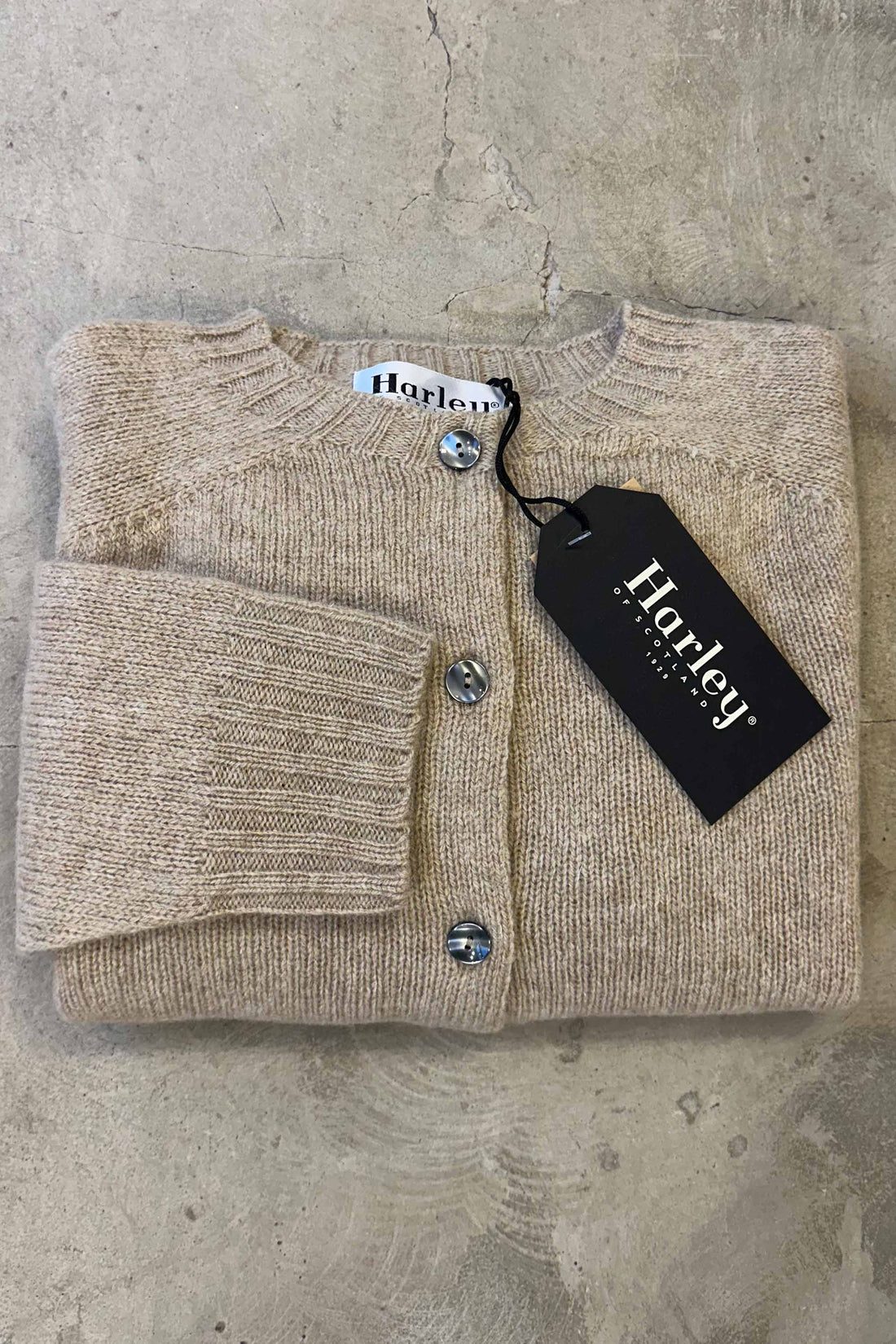 Lambswool crew-neck cardigan light beige